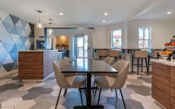 Best Western Plus Executive Suites