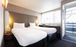 Campanile Montesson Le Vesinet Hotel
