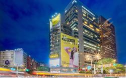 CHECK inn Taipei Xinyi