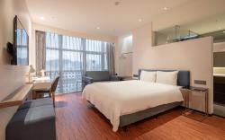 CHECK inn Taipei Xinyi