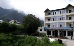 PANGOT HIMALAYAN VIEW