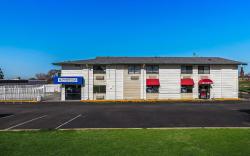 Americas Best Value Inn Lincoln Airport