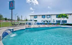 Motel 6 Fort Lauderdale, FL