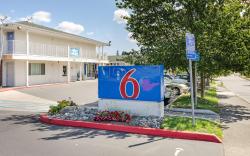 Motel 6 Tacoma, WA - South