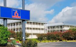 Studio 6  San Antonio, TX - Lackland AFB