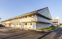Motel 6 Grove City, OH