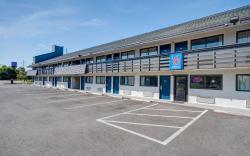 Motel 6 Columbus, OH - OSU North