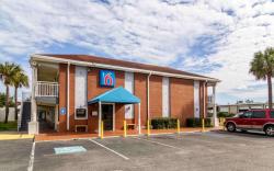 Motel 6 Brunswick, GA