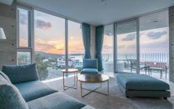OKINAWA PLAISANT VILLA <2F>
