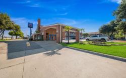 Motel 6 Plano, TX - Plano Northeast