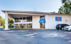 Motel 6 Tampa, FL - Fairgrounds