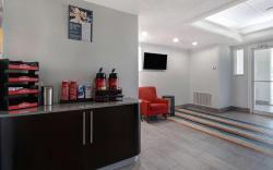 Motel 6 San Antonio, TX - South