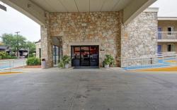 Motel 6 San Antonio, TX - Downtown - Market Square