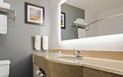 Best Western Waldo Inn & Suites