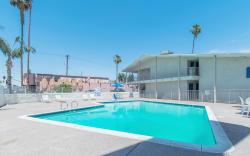 Motel 6 Bakersfield, CA - Central
