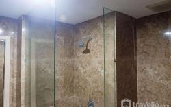 Spacious Studio Room Apartment at Grand Sungkono Lagoon By Travelio