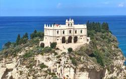 S'O Suites Tropea