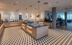 Holiday Inn Express Dusseldorf- Hauptbahnhof By IHG