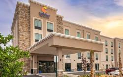Comfort Inn & Suites Jacksonville - Orange Park Near Naval Air Station