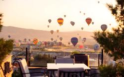 Cappadocia Fairy Chimneys Selfie Cave Hotel