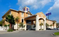 Sleep Inn & Suites