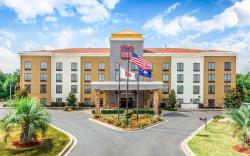 Comfort Suites Clinton near Presbyterian College