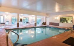 Comfort Inn & Suites Suwanee - Sugarloaf
