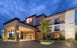 Holiday Inn Express and Suites Cedar Falls Waterloo By IHG