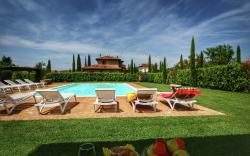 Tuscan Retreat with Pool