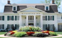 Riverbend Inn & Vineyard