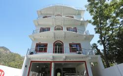FabHotel Om Shivaay Inn