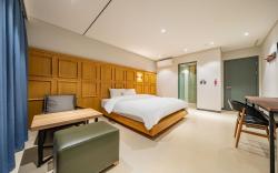 F Hotel Yeongdeungpo