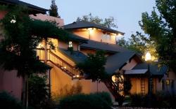 Wine & Roses Hotel Restaurant Spa Lodi