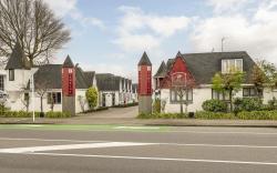 Camelot Motor Lodge