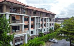 Triple Trees Residence - former Double Tree Residence