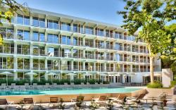 ibis Styles Golden Sands Roomer Hotel