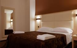 Hotel Sogni D'Oro Airport