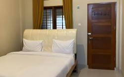 RedDoorz @ Joyce Guest House Medan