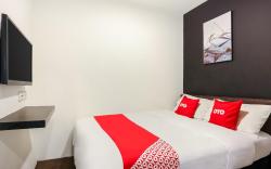 OYO 90460 Hotel Kl2f Rest & Go
