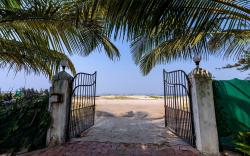 Salt Rim, 2 BDR Beachfront villa on secluded Beach