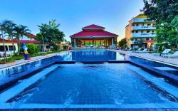 New Travel Beach Resort