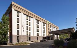 Holiday Inn Express Andover North - Lawrence By IHG