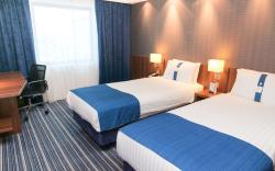 Holiday Inn Express London Heathrow T5 By IHG