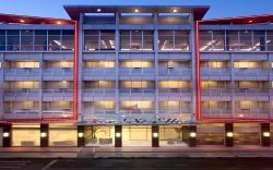 Hotel St. Ellis