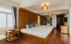 Hanoi Central Park Hotel