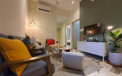 Jenjarom No. 32 Modern Cozy Homestay for 4 Pax