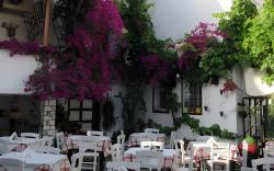 Mouria Hotel