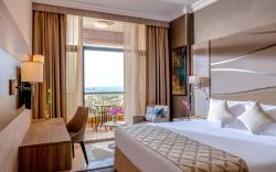 Two Seasons Hotel & Apartments