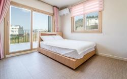 samcheok aramaru pension