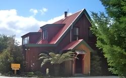 Murchison Lodge